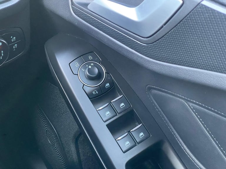 2023 Ford Focus 1.0T EcoBoost MHEV ST-Line Euro 6 (s/s) 5dr HATCHBACK Petrol/Electric Hybrid Manual