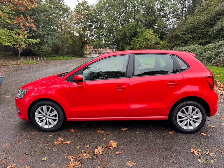 2014 Volkswagen Polo 1.0 BlueMotion Tech SE Euro 6 (s/s) 5dr HATCHBACK Petrol Manual