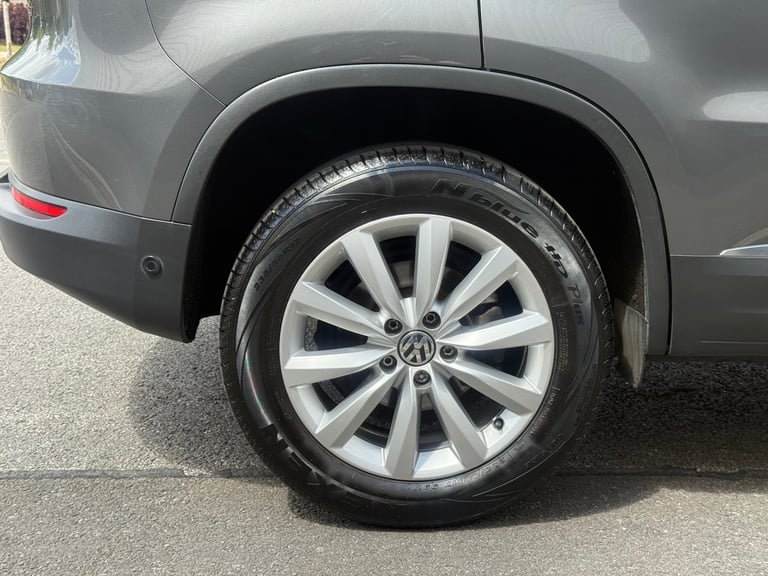 2014 Volkswagen Tiguan 2.0 TDi BlueMotion Tech Match 5dr DSG ESTATE Diesel Automatic