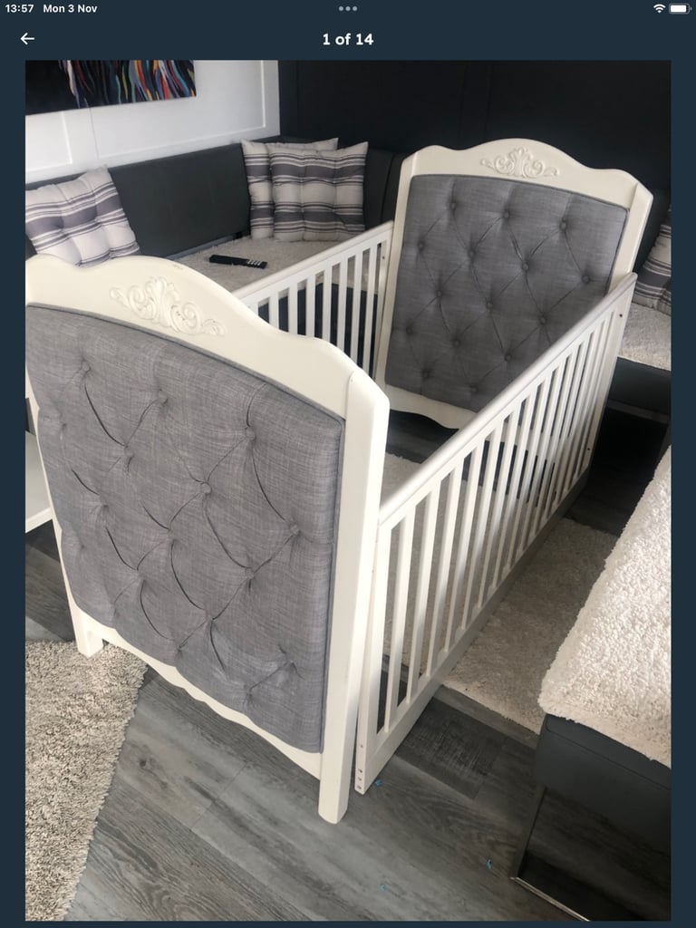 Cot stunning quick sale ❤️