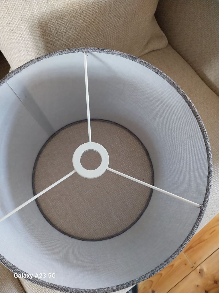 Greÿ lampshade 