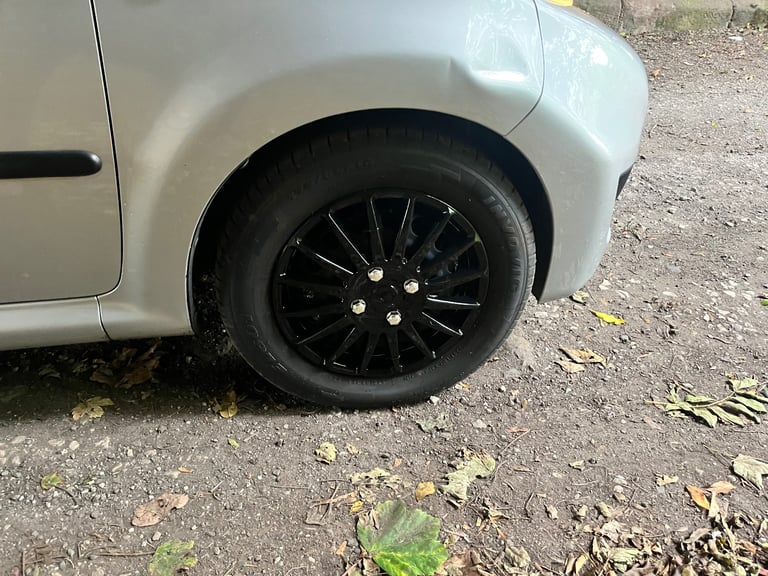 Peugeot, 107, Hatchback, 2011, Manual, 998 (cc), 5 doors