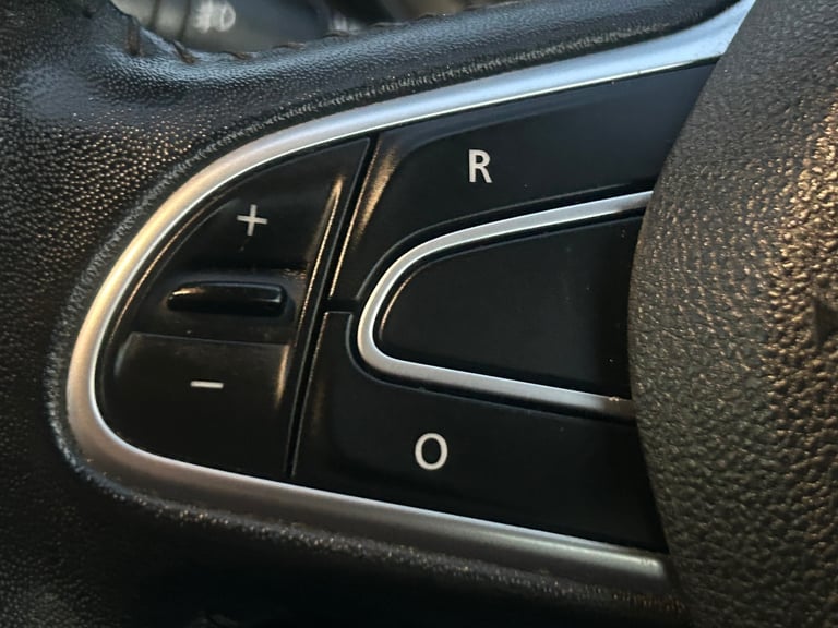 2016 Renault Kadjar 1.5 dCi Dynamique Nav 5dr HATCHBACK Diesel Manual