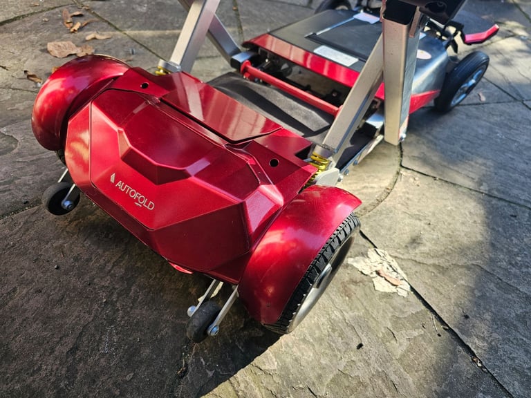 Drive Devilbiss AutoFold Elite Auto Folding Mobility Scooter With Suspension