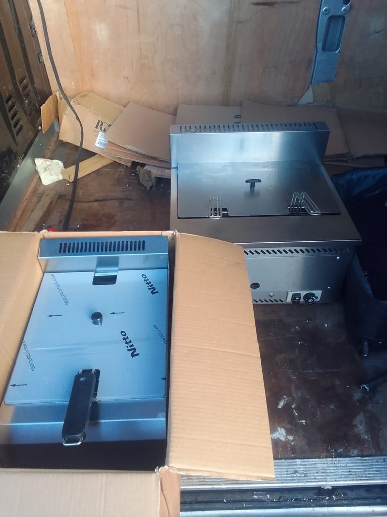 Catering equipment commercial gas & electric Tabletop fryers restaurant trailer burger van items