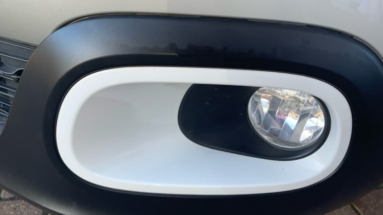 2021 Citroen C3 1.2 PureTech Saint James Hatchback 5dr Petrol Manual Euro 6 (s/s) (83 ps) Hatchba...