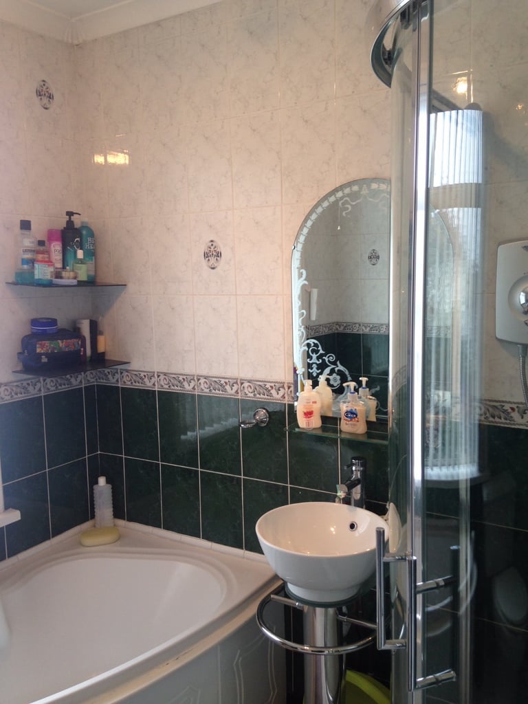 ROOM AVAILABLE TO RENT IN SNEYD GREEN 