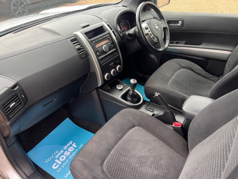 2011 Nissan X-Trail 2.0 dCi Acenta SUV 5dr Diesel Manual 4WD Euro 5 (173 ps)