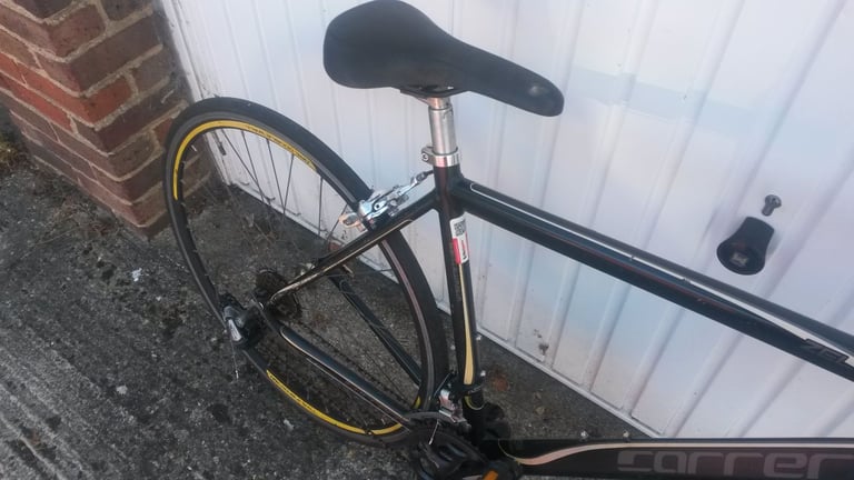 Men's Black Carraera 14speed Racing Bike 20inch frame 700c wheels just been serviced