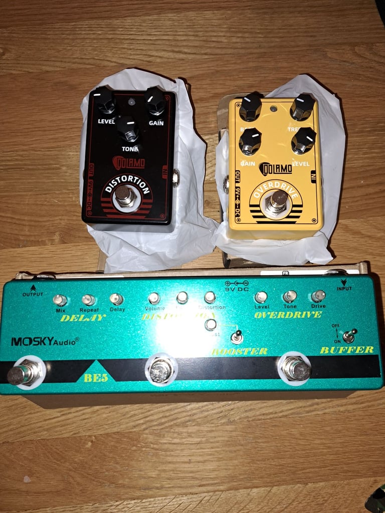 Guitar effects pedals £15 each