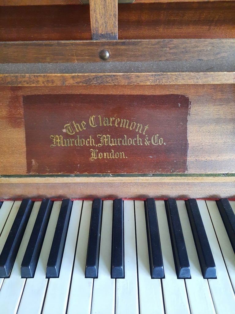 Upright piano free