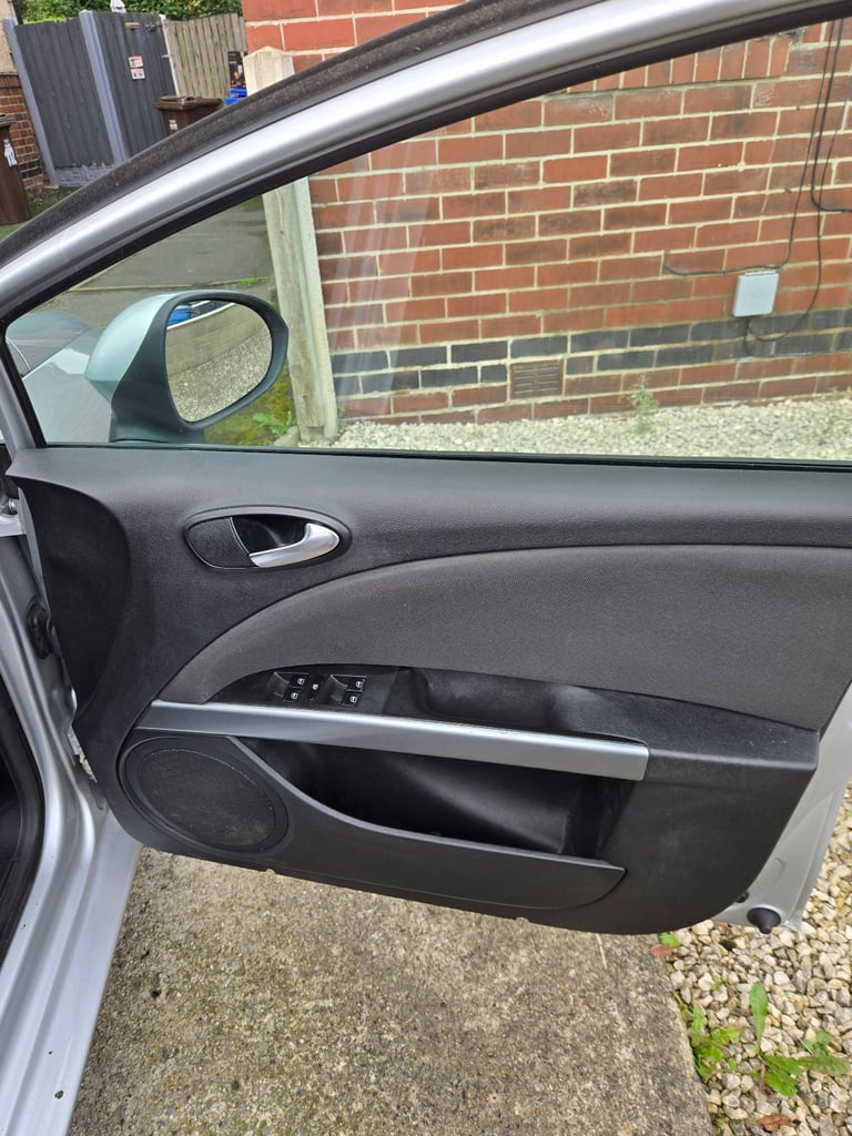 Seat, LEON, Hatchback, 2013, Manual, 1598 (cc), 5 doors