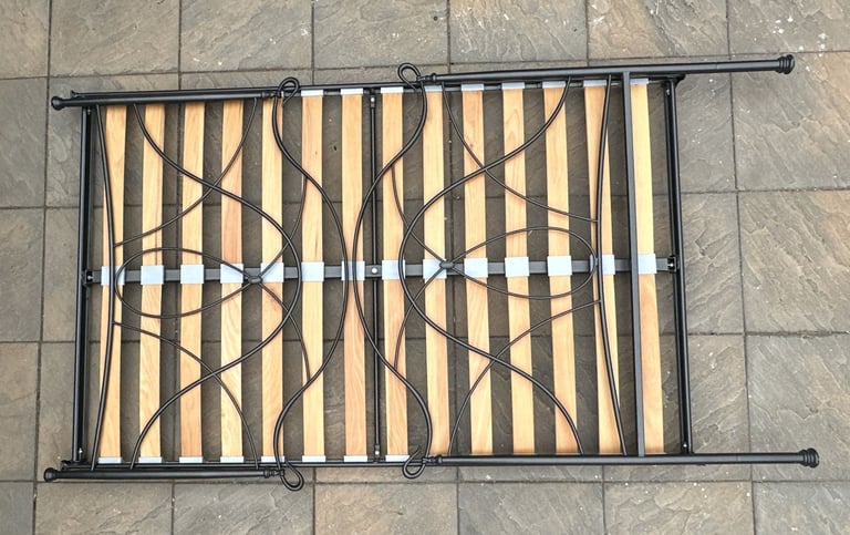 The Original Bed Company Ardo Iron Small Double Bed Frame, Great Condition, RRP £459