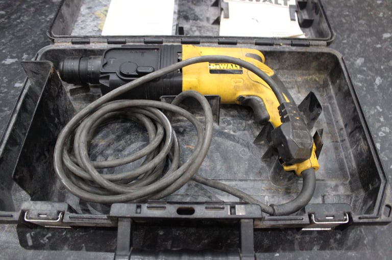 image for Dewalt DW566-GB SDS Hammer Drill Good Working Order