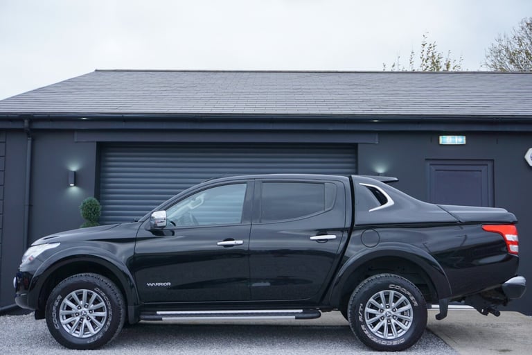 2015 Mitsubishi L200 Double Cab DI-D 178 Warrior 4WD *OUTSTANDING CONDITION FSH* PICK UP Diesel M...