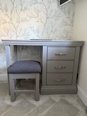 Lusso painted oak urban grey bedroom furniture, dressing table/desk, stool & chest of drawers.