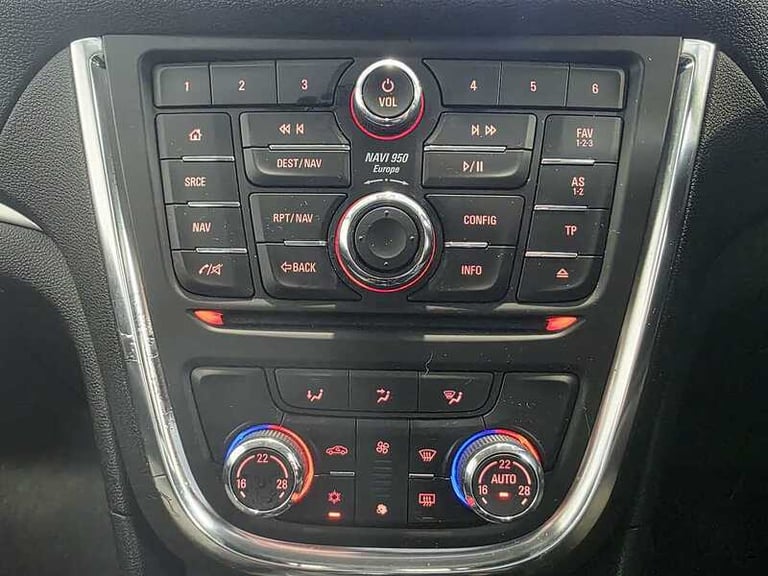 2015 Vauxhall Mokka 1.6i Tech Line 5dr HATCHBACK PETROL Manual