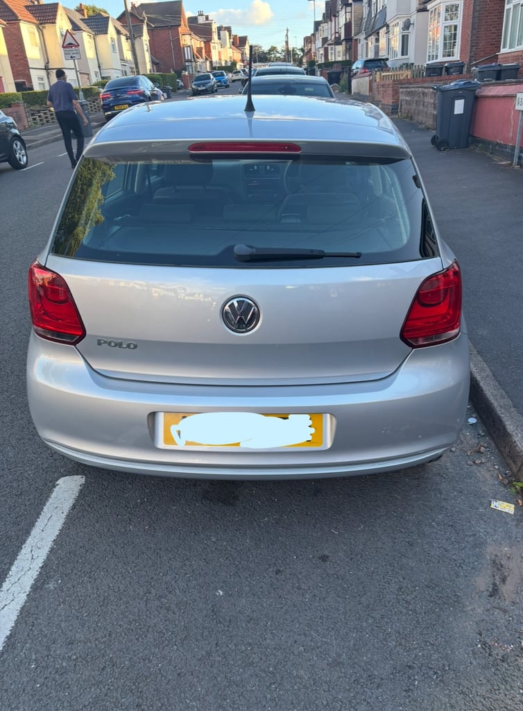 Volkswagen, POLO, Hatchback, 2014, Manual, 1198 (cc), 5 doors