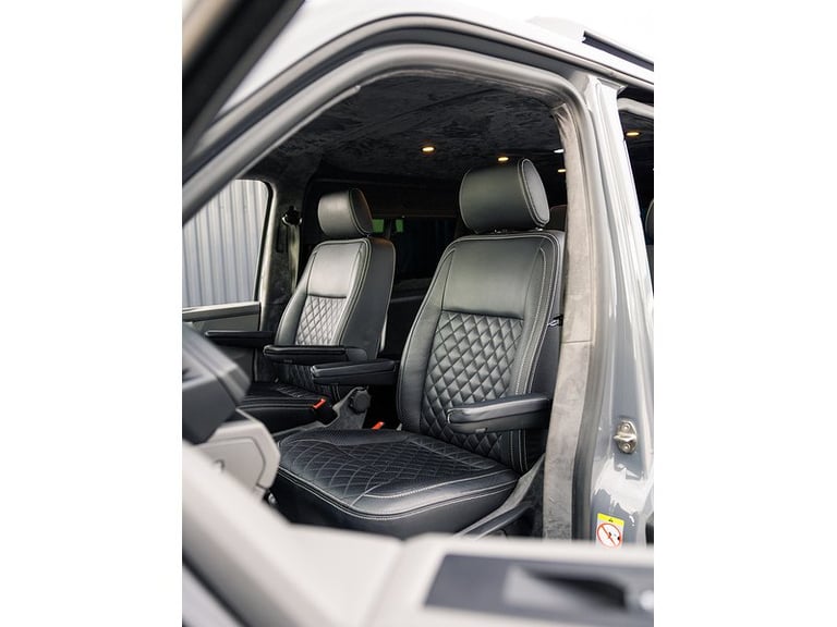2021 Volkswagen Transporter TDI T32 Highline Combi Van Diesel Automatic