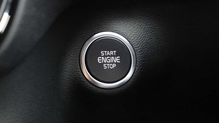 2025 Volvo XC40 Black Edition Ultra B3 Mild hybrid Petrol Automatic SUV Hybrid Automatic