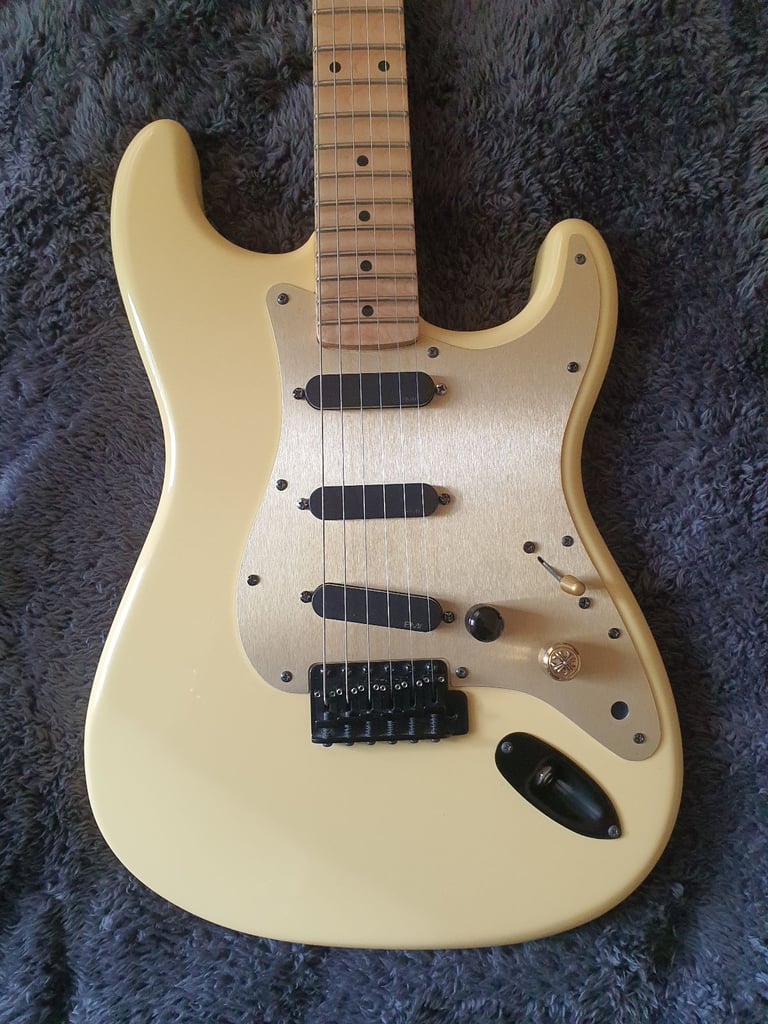 Guitar technician, Luthiery services