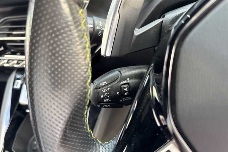 2022 Peugeot 2008 1.2 PureTech GT SUV 5dr Petrol EAT Euro 6 (s/s) (130 ps) SUV Petrol Automatic