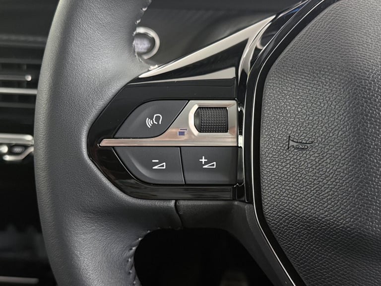  Peugeot 208 1.2 PureTech Allure Premium + Euro 6 (s/s) 5dr Petrol Manual