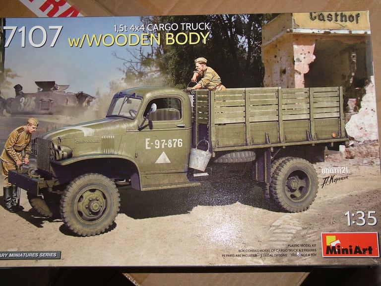 image for MiniArt MIN35386 1:35-1.5t 4x4 G7107 Cargo Truck w/Wooden Body Scale Model kit,
