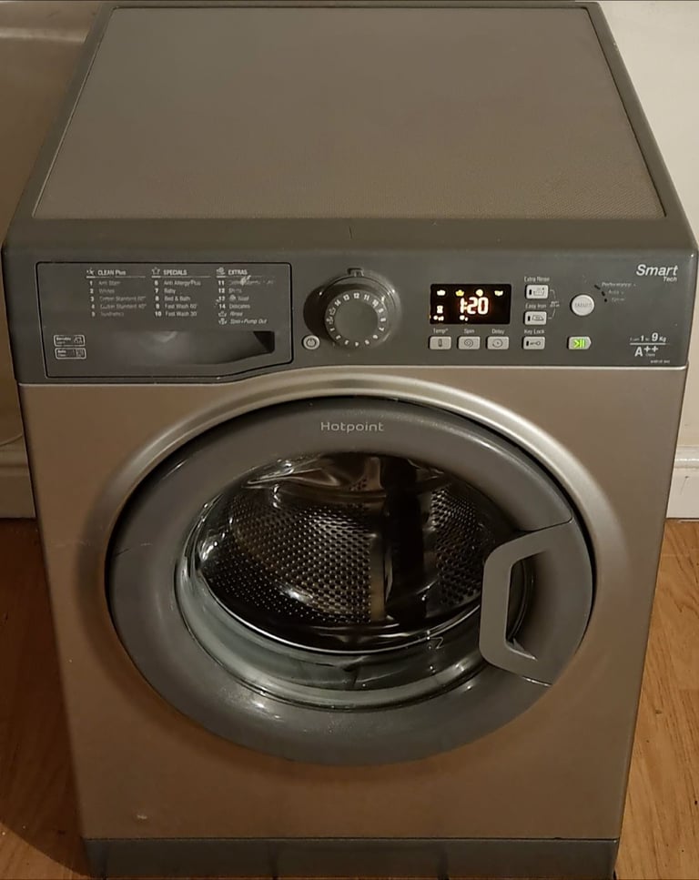 9kg Hotpoint smart-tech washing machine 