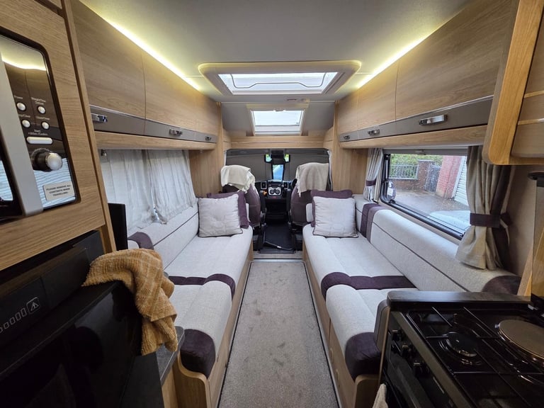 2020(70)ELDDIS AUTOQUEST 175 RIVA GOLD  2-BERTH - 2-BELT - LOW MILES - 1 OWNER