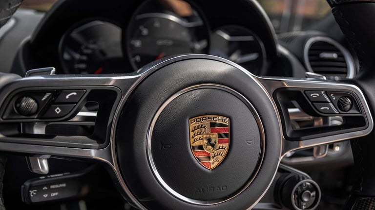 Porsche 718 Cayman GTS 4.0 (2025) Coupe Petrol Automatic