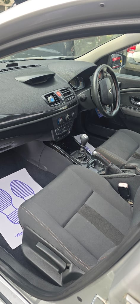 Renault, MEGANE, Hatchback, 2008, Manual, 1461 (cc), 5 doors
