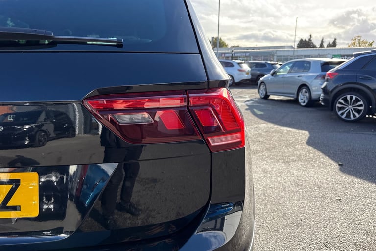 2021 Volkswagen Tiguan 1.5 TSI 150 R-Line 5dr DSG SUV PETROL Automatic