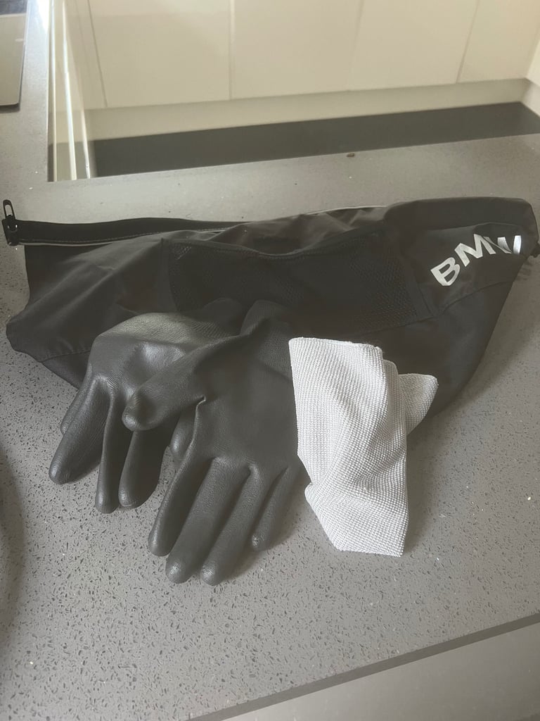 ELECTRIC VEHICLE CHARGING CABLE. 5m . Type 2. £45