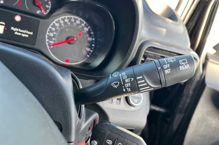 2022 Vauxhall Combo Life 1.5 Turbo D Edition 5dr MPV DIESEL Manual