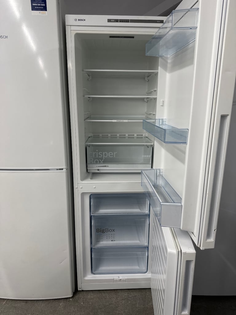 🚚SALE NOW ON🚚BOSCH 60/40 FRIDGE FREEZER WITH WARRANTY 