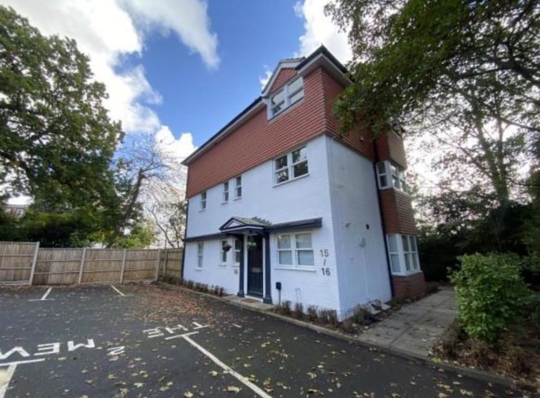 2 bed flat to rent in Ashley Cross