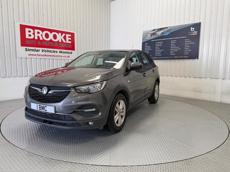 2018 Vauxhall Grandland X 1.2 Turbo SE Euro 6 (s/s) 5dr HATCHBACK Petrol Manual