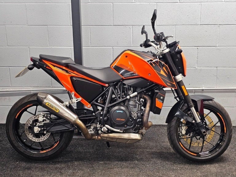 KTM 690 DUKE ABS ** ARROW EXHAUST - DOCUMENTED SERVICE HISTORY **
