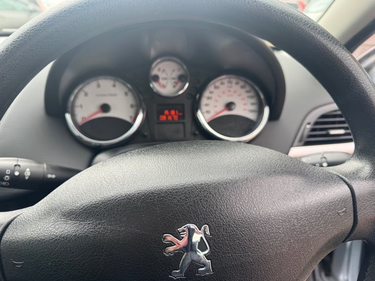 2009 Peugeot 207 1.4 VTi S 5dr [AC] ESTATE Petrol Manual