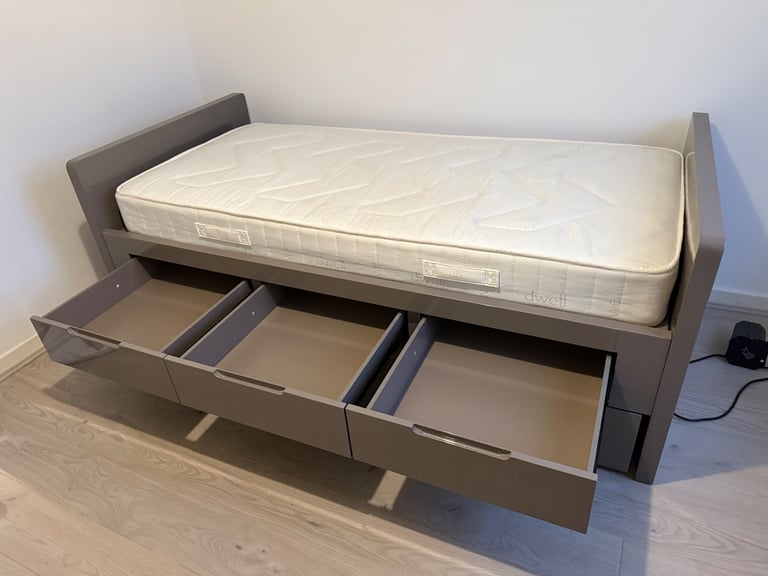 FREE DELIVERY DWELL GREY GLOSS TRUNDLE BED WITH 2 MATTRESSES GOOD CONDITION