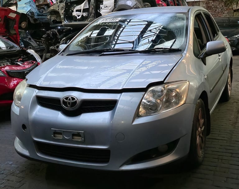 image for TOYOTA AURIS 2008 1.6 PETROL. BREAKING 