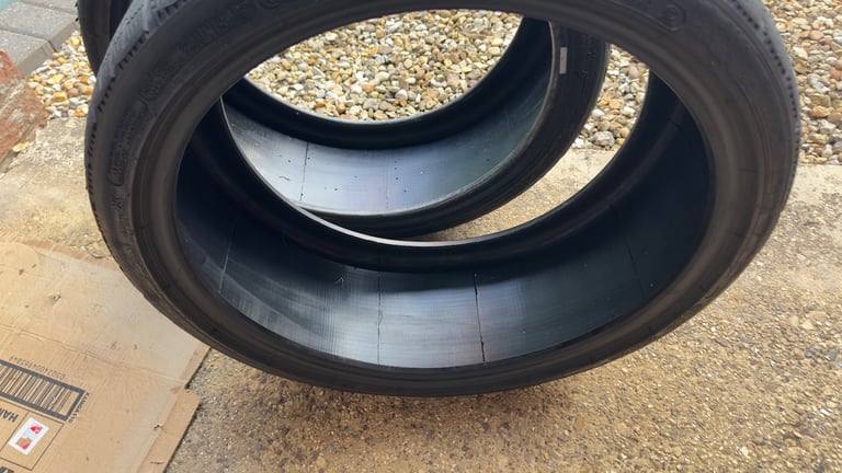 2 x 235/35 R19  91V Michelin Pilot Alpin