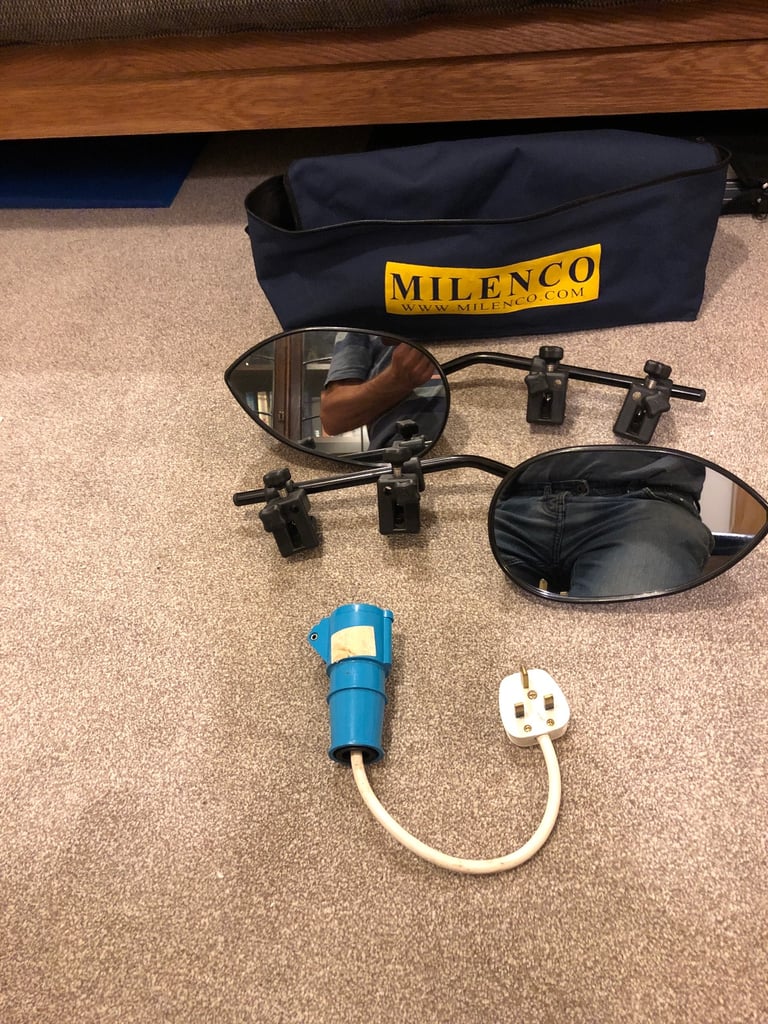 image for Milenco adjustable towing mirrors 