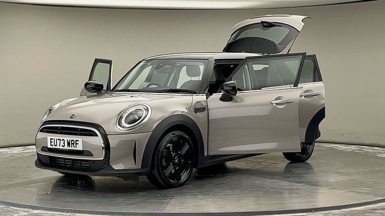 2024 MINI Hatch 5-Door Hatch Cooper Classic Hatchback Petrol Automatic