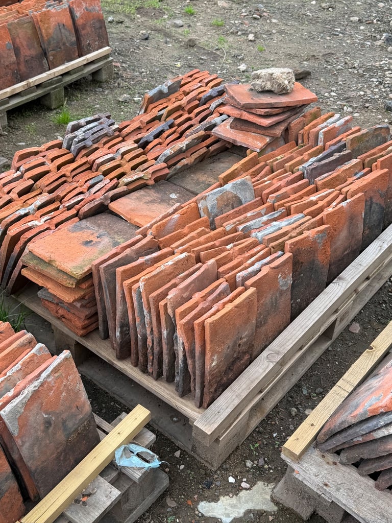 Handmade Reclaim Clay Roof Tiles