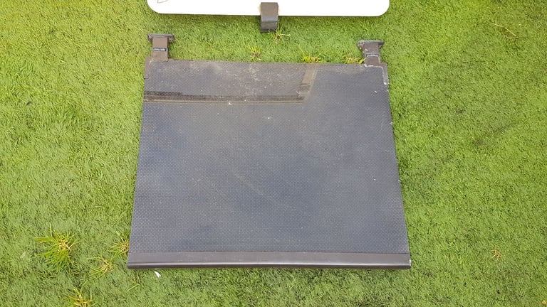 Glass hob lid / cover for camper caravan motorhome or boat.