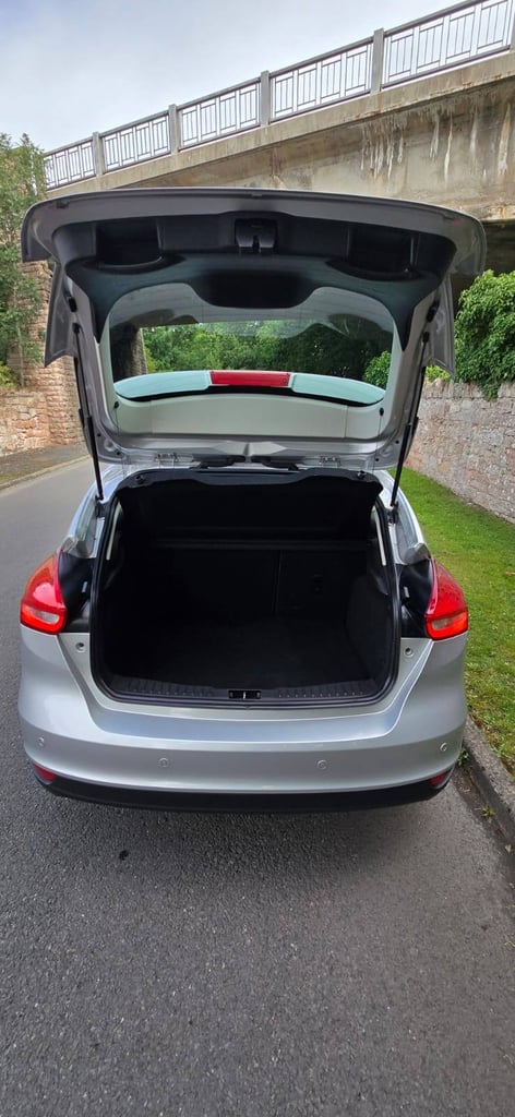Ford FOCUS Titanium 5 door, Hatchback, 2018, BRAND NEW ENGINE. 12 months mot