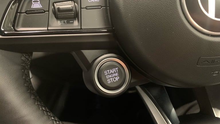 2025 Alfa Romeo Giulia 2.0T Sprint Saloon 4dr Petrol Auto Euro 6 (s/s) (280 ps) Saloon Petrol Aut...