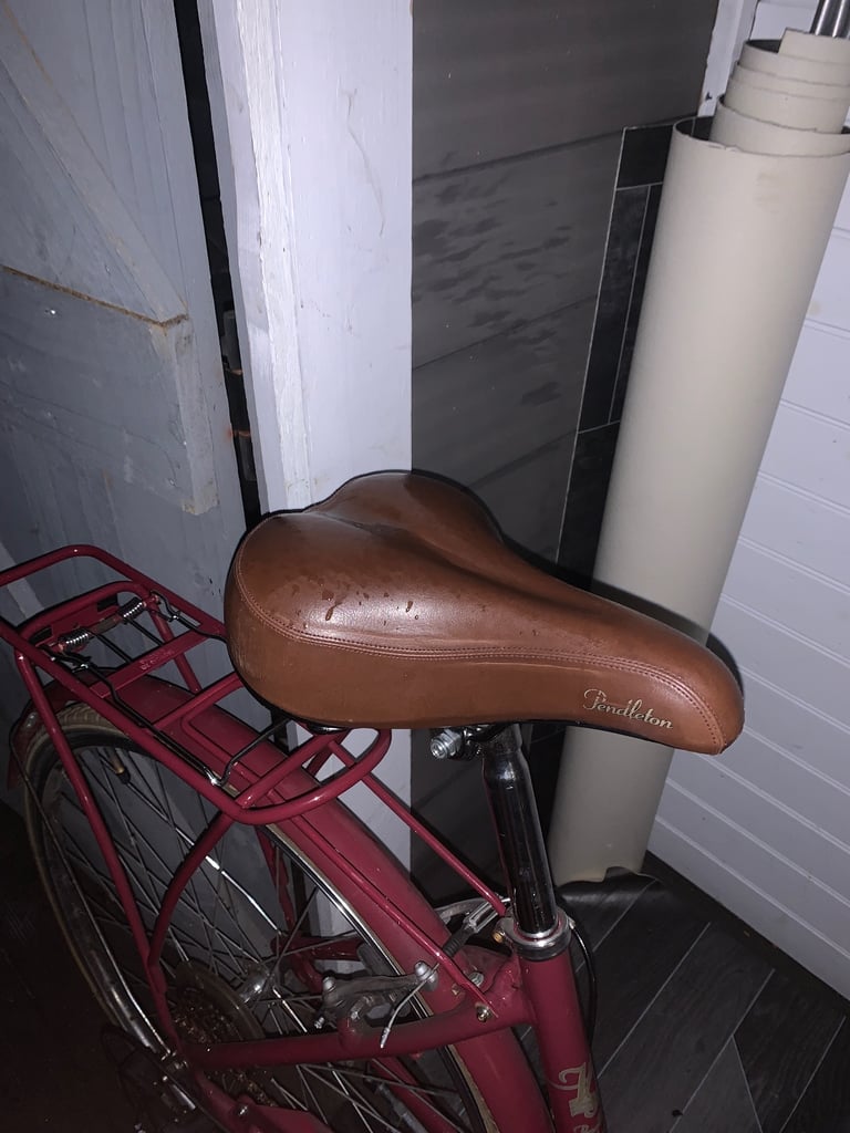 Ladies Pendleton bicycle 